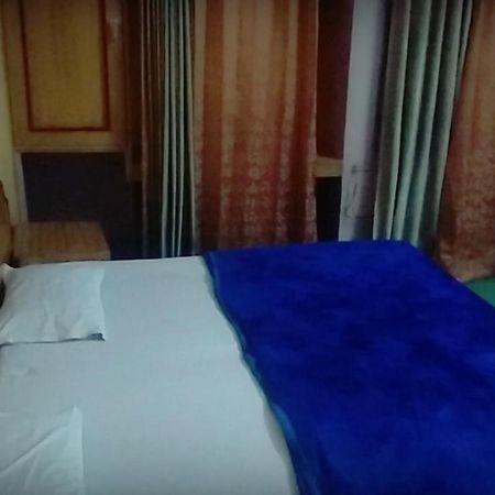 New Crown Hotel Indore Esterno foto