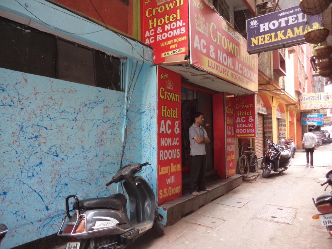 New Crown Hotel Indore Esterno foto