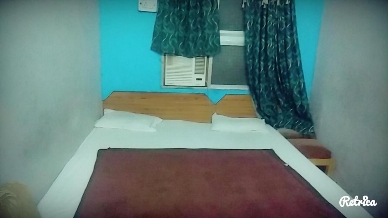 New Crown Hotel Indore Esterno foto