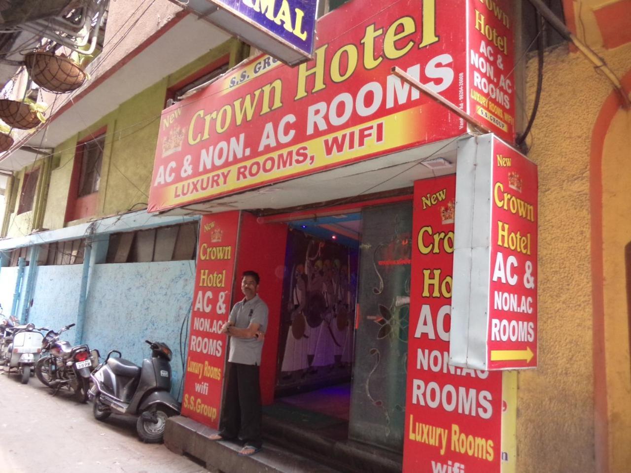 New Crown Hotel Indore Esterno foto